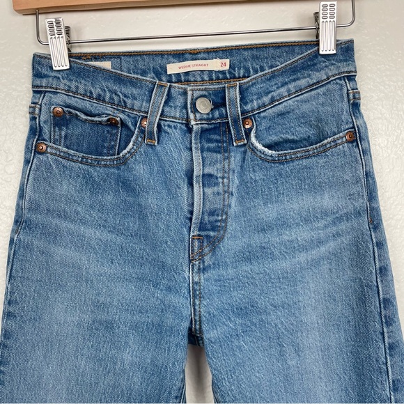 Levi’s Premium Wedgie Straight Jeans Jive Tone Blue Ripped Knee Cropped Ankle 24 - Picture 8 of 16